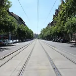 Kiona Apartament *