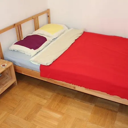 Kiona Budapest