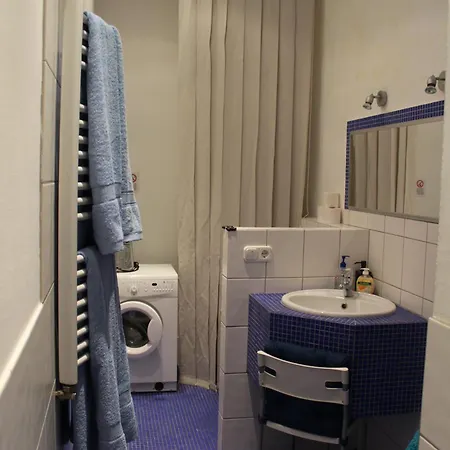 Kiona * Βουδαπέστη